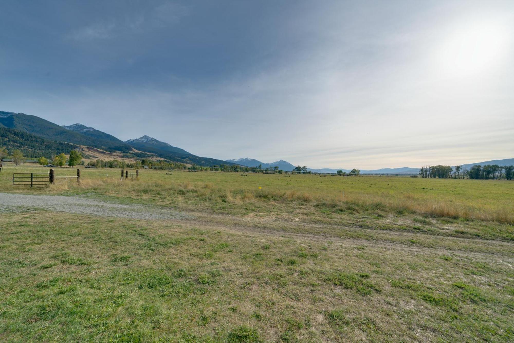Beautiful Ranch Cottage - 45 Mi To Yellowstone Np! Livingston Exteriér fotografie